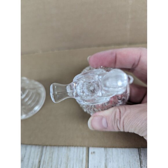 Hofbauer The Byrdes Mini Tapered Candlestick Holders Birds Set of 2--1 Defective - Picture 6 of 6